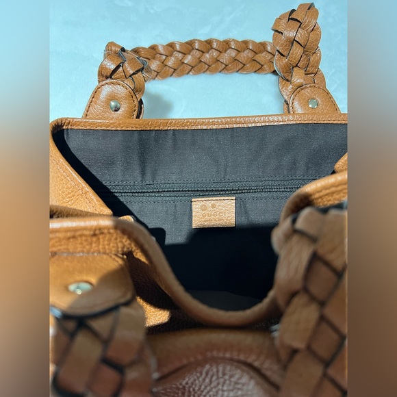 GUCCI Pelham Brown Leather
Hobo Bag - Picture 6 of 9